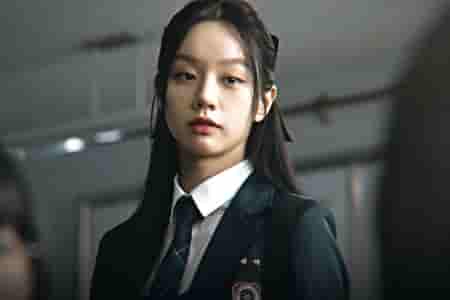 李惠利（이혜리）个人资料_作品介绍_图片-izike
