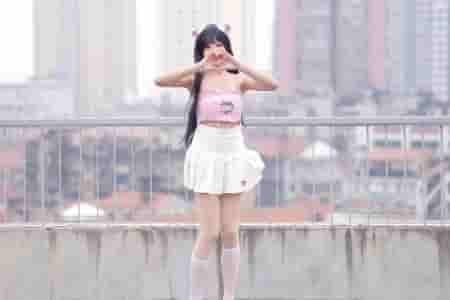 兔叽桃奈奈（李晓璐、黏黏团子兔、悲伤兔不许咬)个人资料_作品介绍_图片-izike